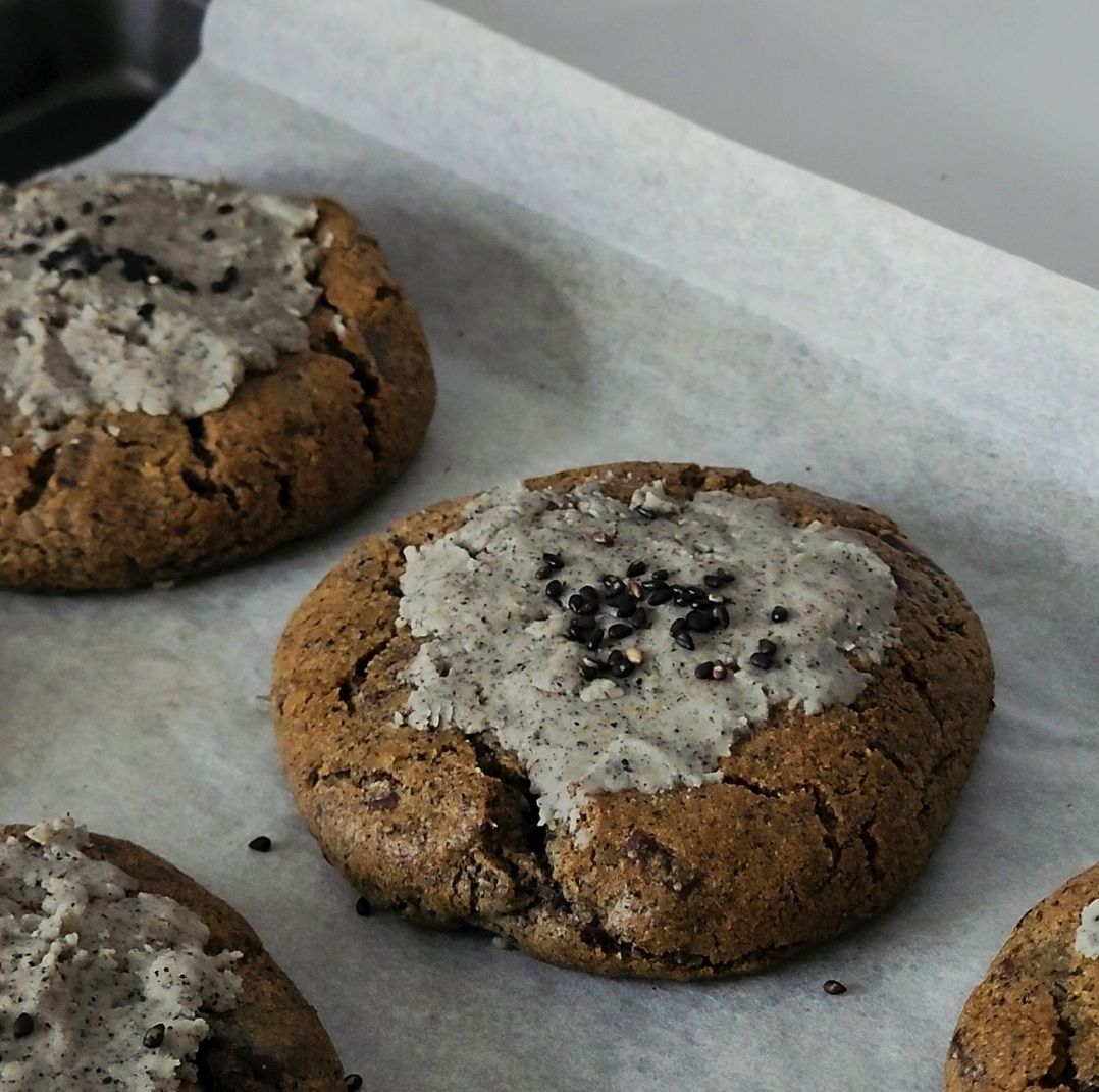 Chapssal Black Sesame Cookies