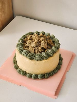 Mugwort Injulmi Crumble Cake