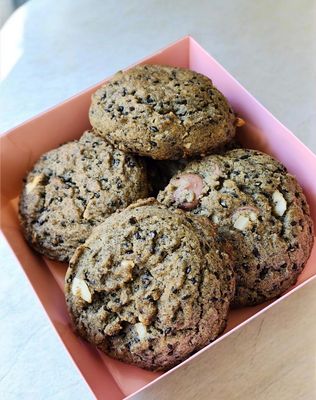 Black Sesame Cookies