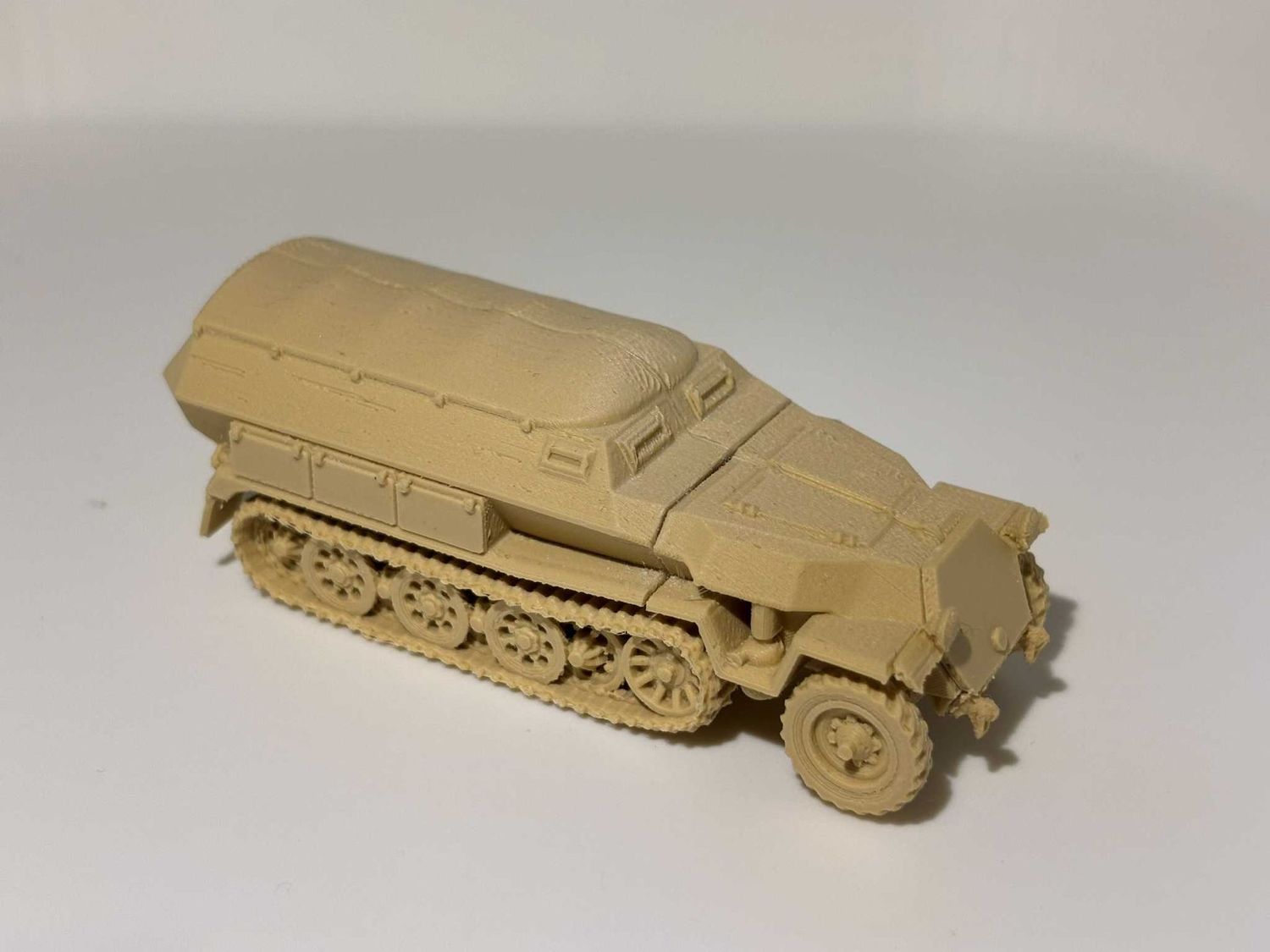 SdKfz 251 halftrack +softtop