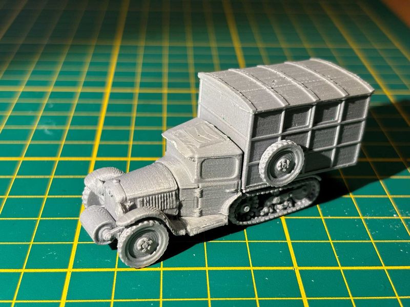 FR Citroen P17 halftrack closed, fender, cabin