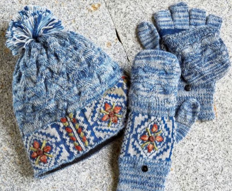 Frosty Mosiac Hat