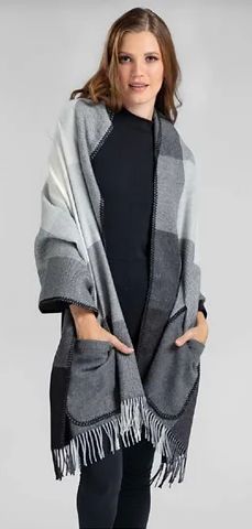 Alpaca Plaid Stole with Pockets
