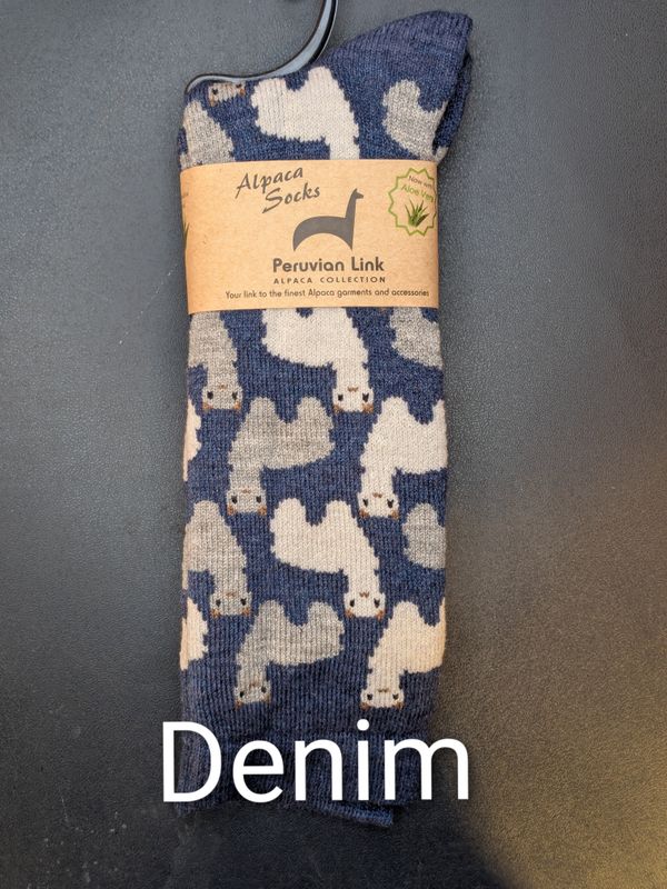 Alpaca Motif Socks