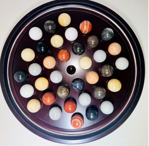 Solitaire 36 Marbles game w/ board