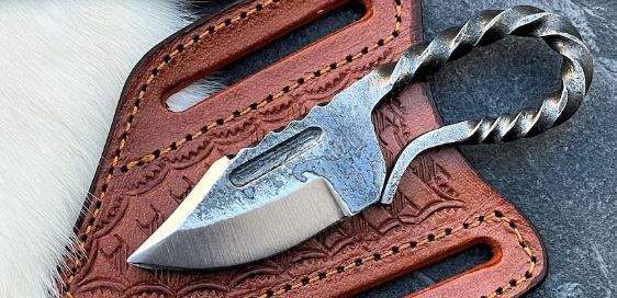 Neck Knife: Wrought IRON LTHR pouch/cord