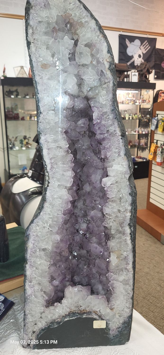 Amethyst Cathedral Tall: 39.45