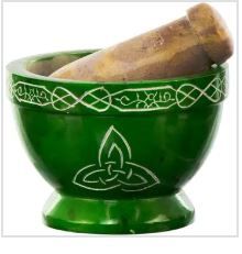 Mortar&amp;Pestle: Soapstone  Triquetra GRN