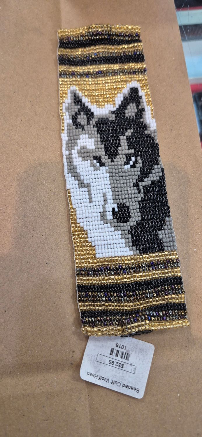 Beaded Cuff: Wolf Head