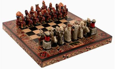 Chess Set: Inca &amp; Spanish Warriors
