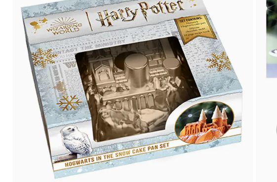 Harry Potter Hogwarts Snow Cake Pan Set