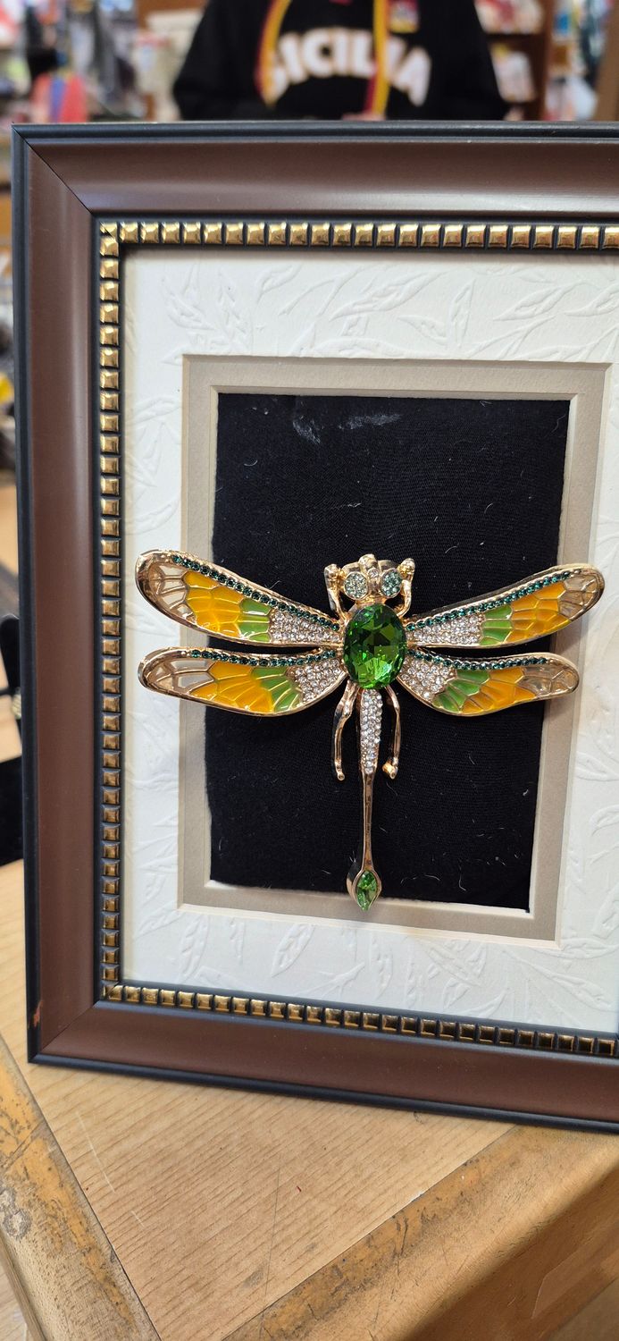 Brooch: XL Glam Dragonfly
