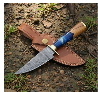 Hunting KNF: Damascus BLD 8" WD&amp;BLU Resin HNDL