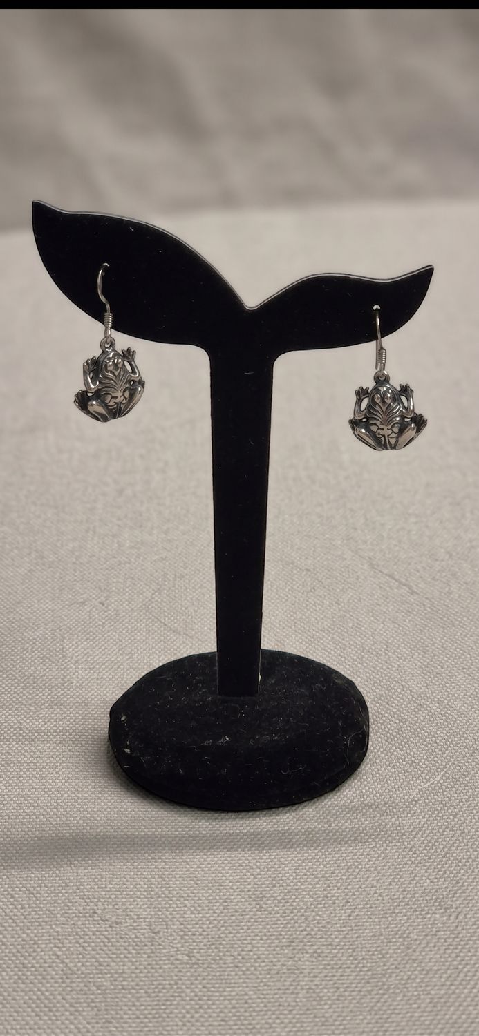 Earrings: Filigree Frog