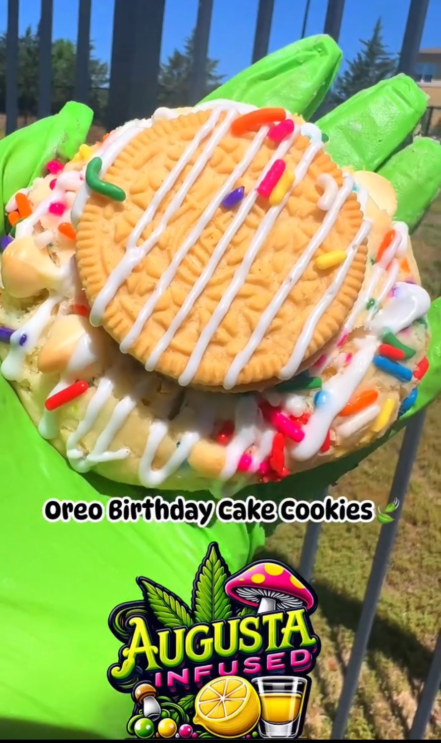 Oreo Birthday Cake Cookie