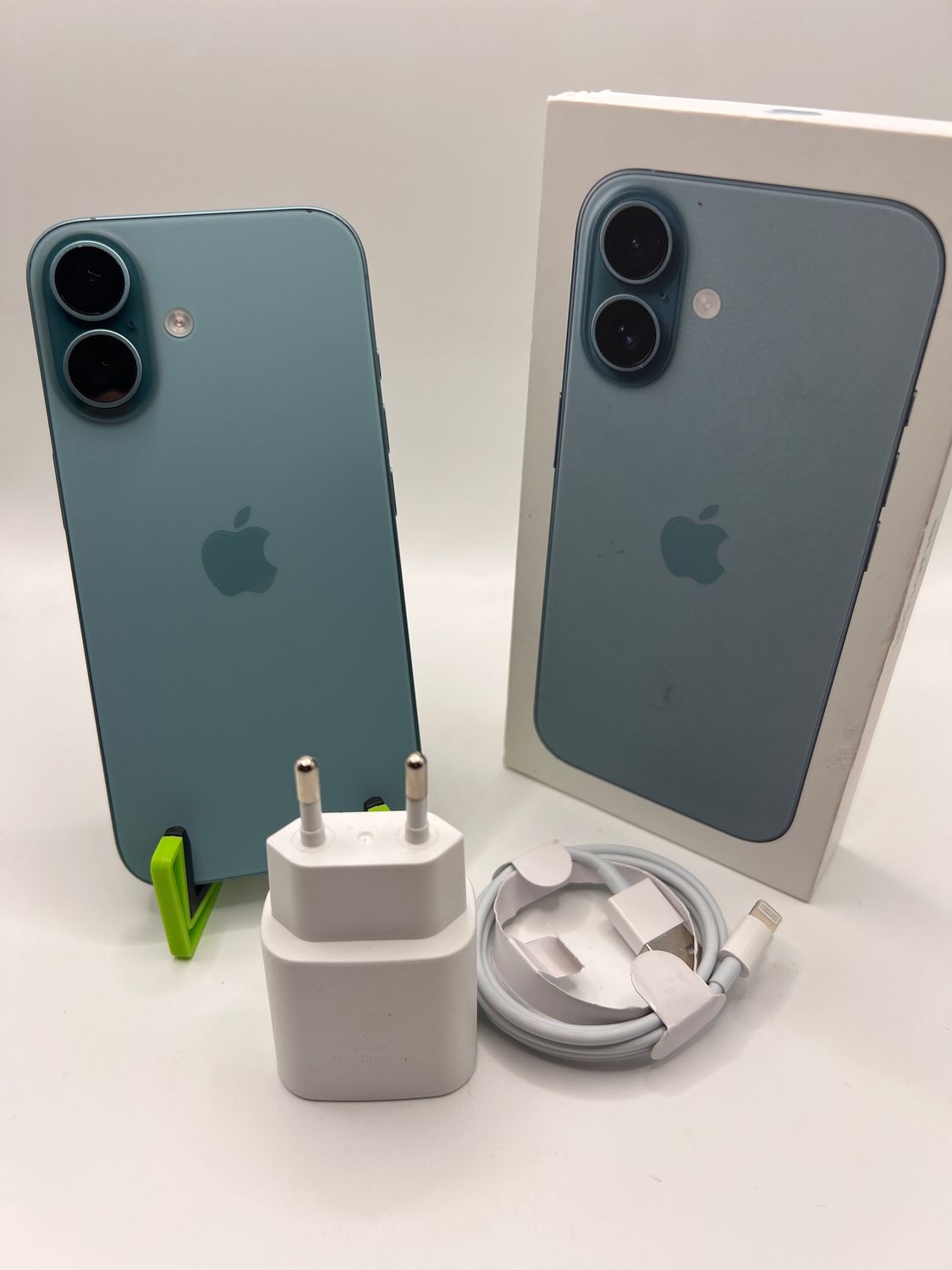 iPhone 16 128 GB Blaugrün