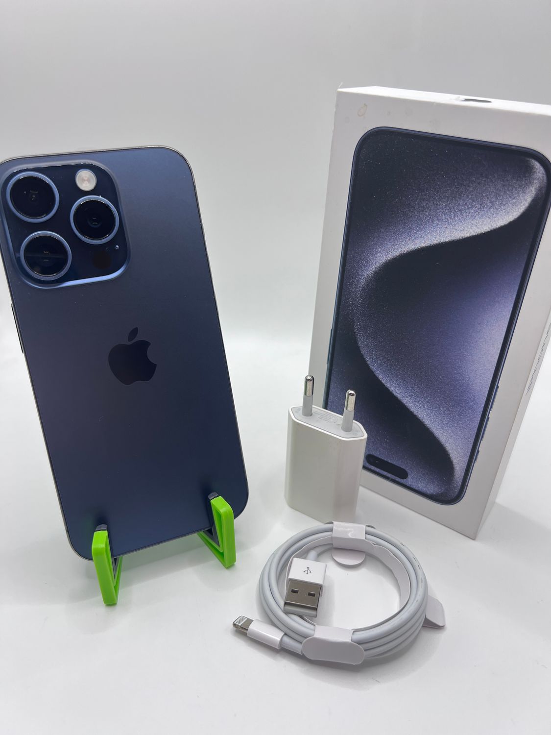 iPhone 15 Pro 128 GB Titan Blau
