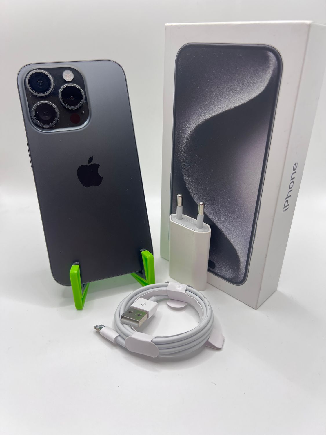 iPhone 15 Pro  128 GB Titan Schwarz