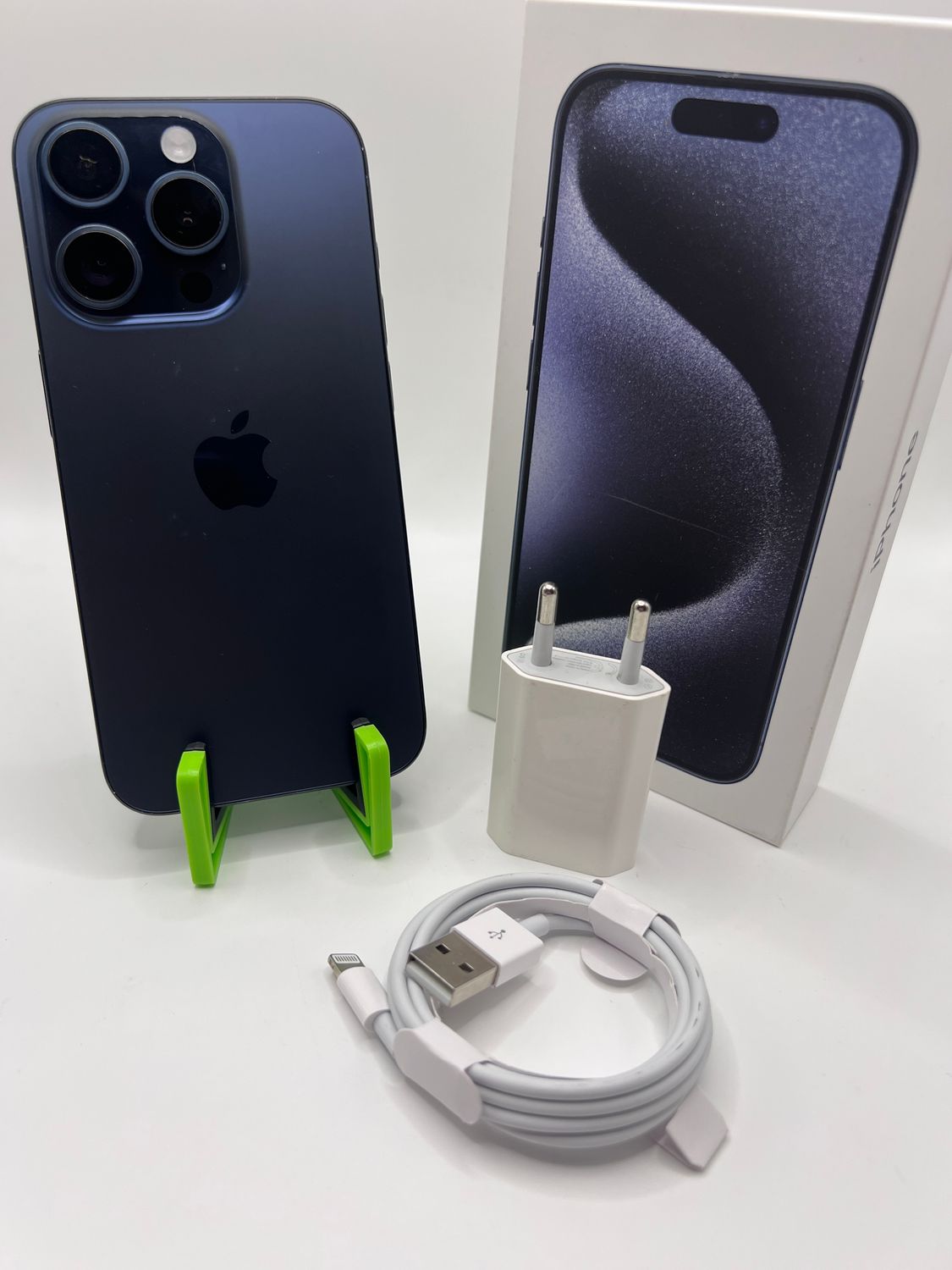 iPhone 15 Pro 128 GB Titan Blau