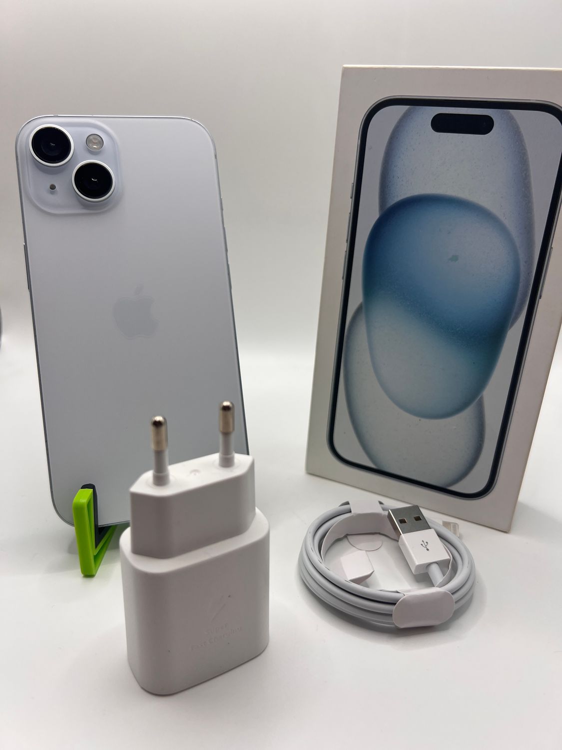iPhone 15 128 GB Blau