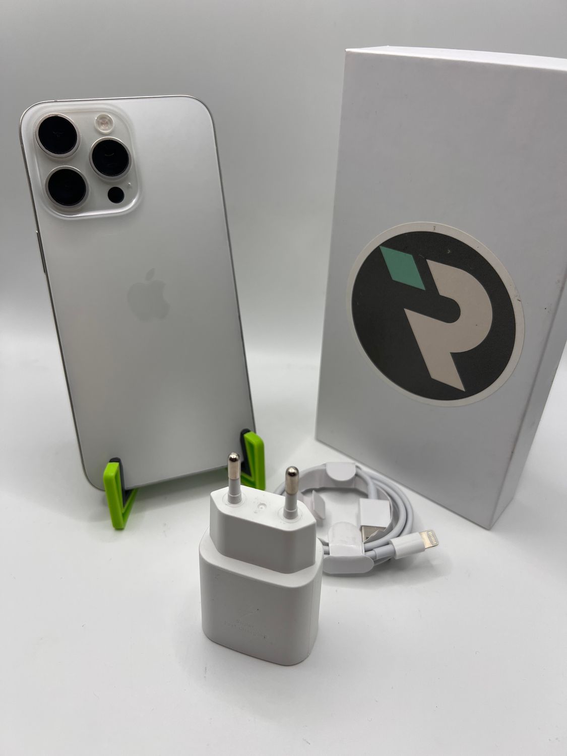 iPhone 15 Pro Max 256 GB weiß
