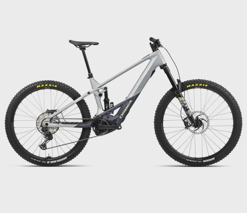 Wild M11 AXS Medium Halo Silver 2024
