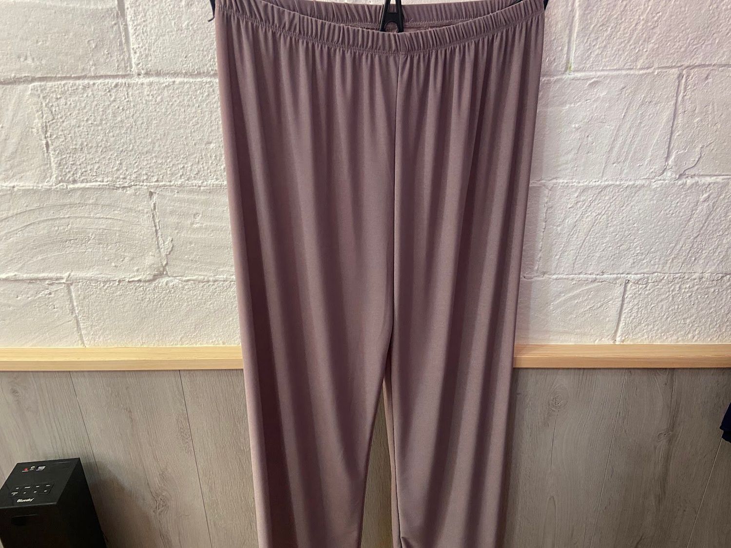 Pantalones anchos