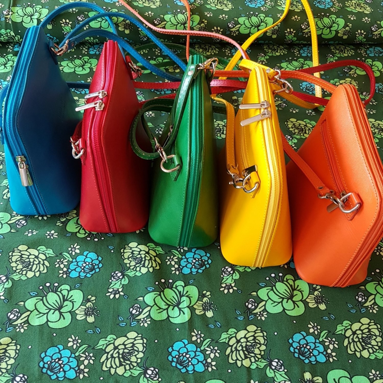 BAG orange