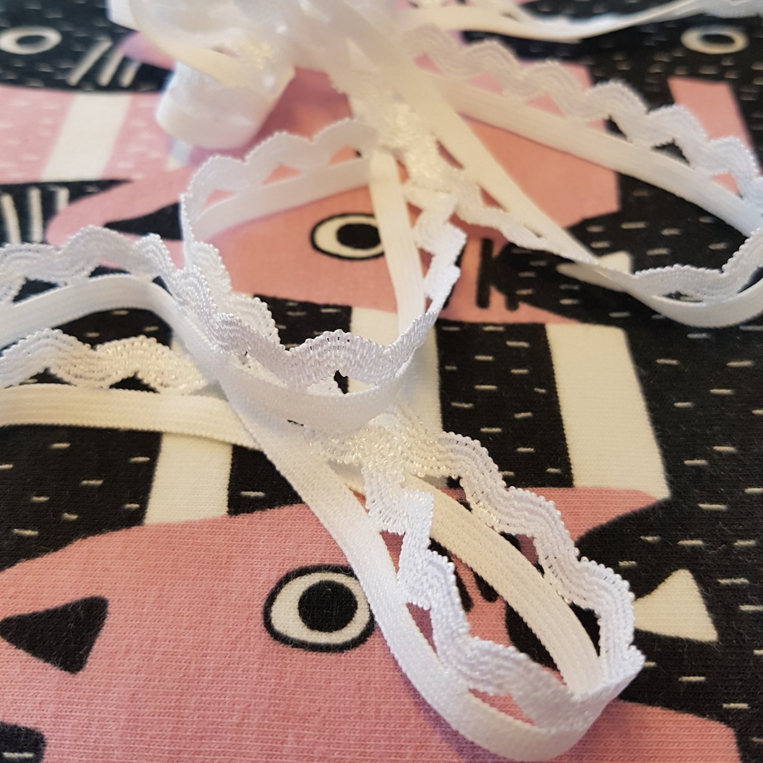 Elastic Lace - white