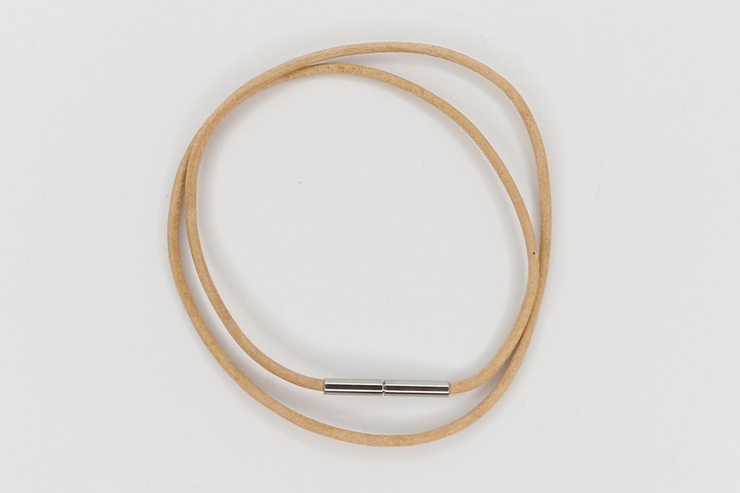 Lederkette 2mm natur mit Tunnel Drehverschluss Edelstahl