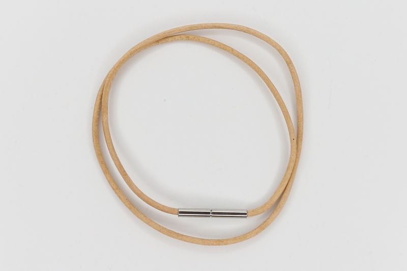 Lederkette 2mm natur mit Tunnel Drehverschluss Edelstahl
