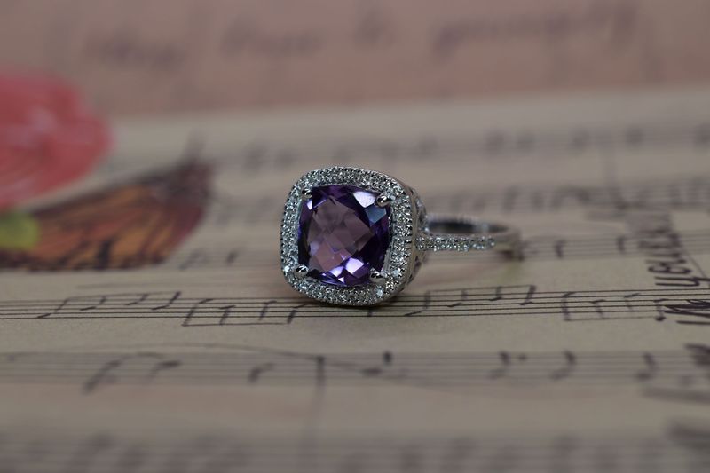 9ct White Gold Amethyst & Diamond Cluster Ring