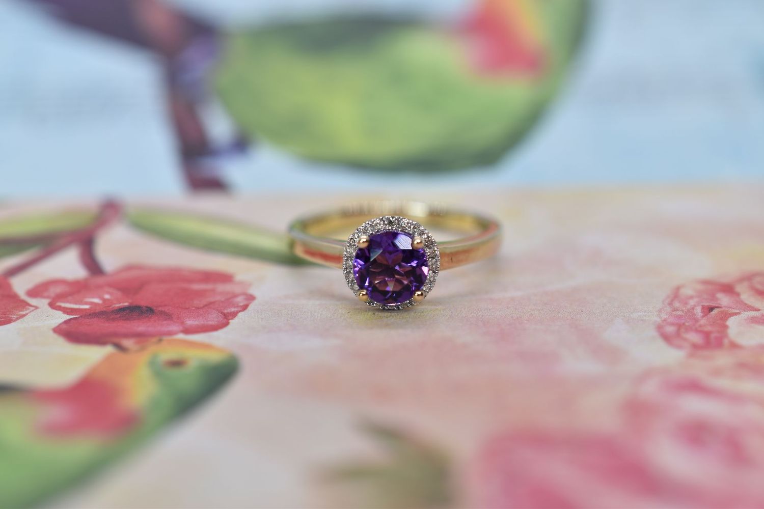 9ct Gold Amethyst & Diamond Halo Cluster Ring