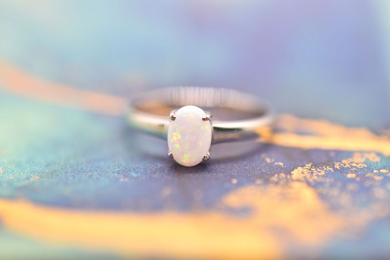 9ct White Gold Oval Opal Ring