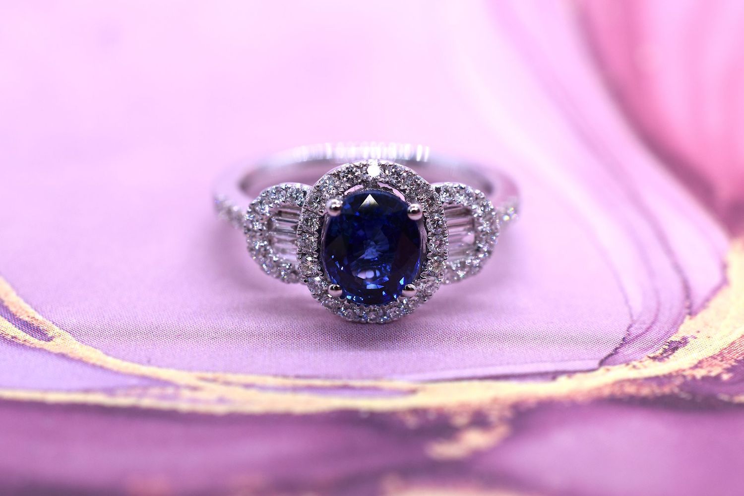 18ct White Gold Sapphire & Diamond Triple Cluster Ring