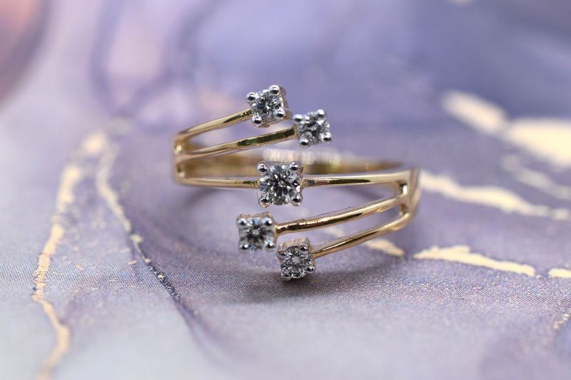 9ct Yellow Gold Diamond Set Dress Ring