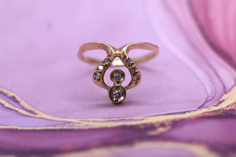 18ct Yellow Gold Diamond Set Dress Ring
