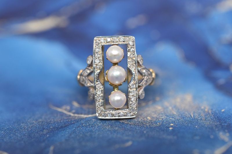 14ct Yellow Gold Pearl & Diamond Rectangular Cluster Ring