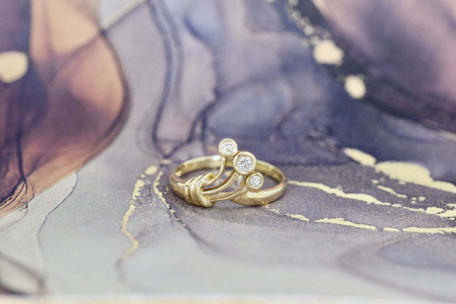 9ct Yellow Gold Crossover Diamond Spray Ring