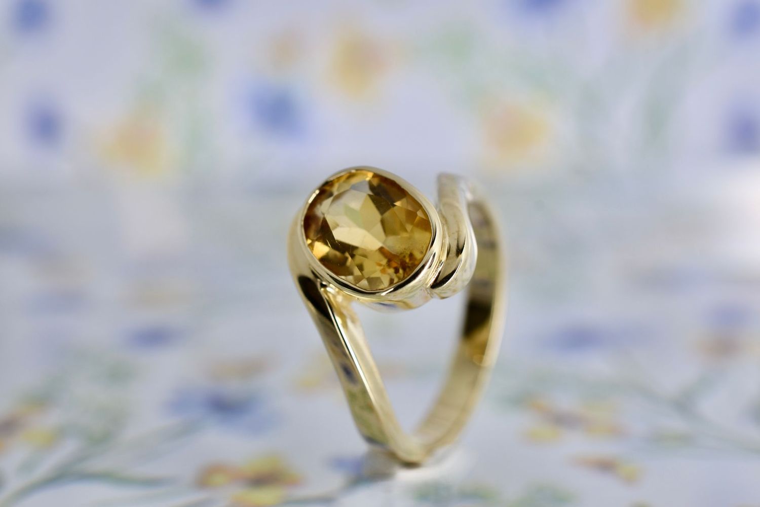 9ct Yellow Gold Oval Cut Citrine Ring