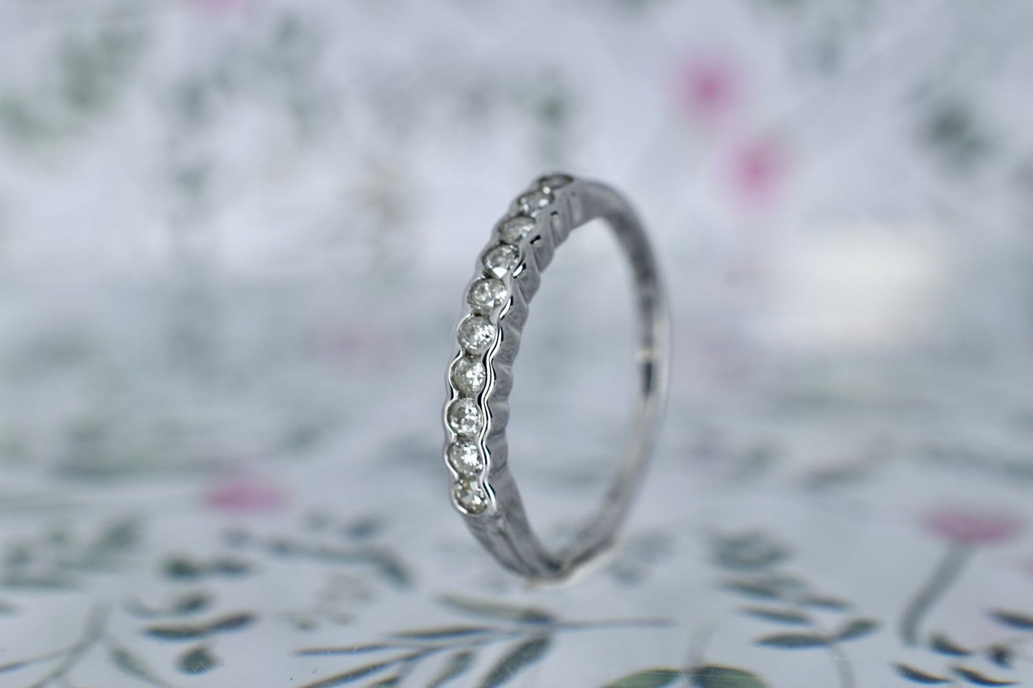 18ct White Gold Round Brilliant Cut Diamond Eternity Ring