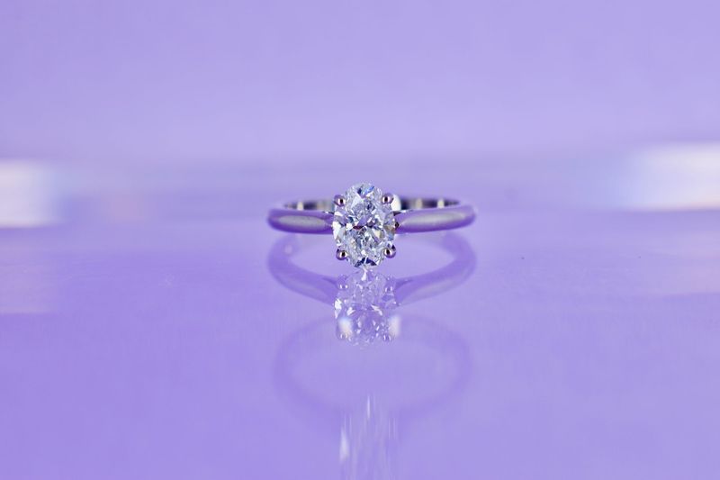 Platinum GIA Certificated 0.90ct Oval diamond Ring