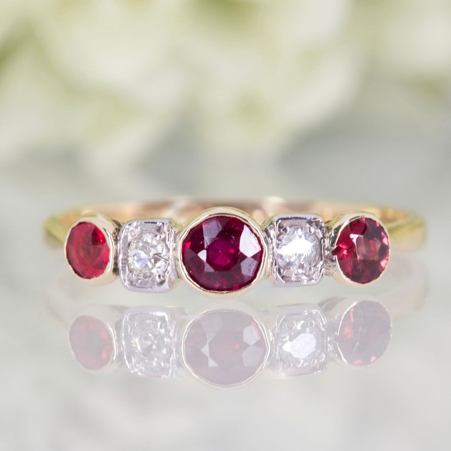 Pre-Loved 14ct Yellow Gold Ruby & Diamond 5-Stone Eternity Ring