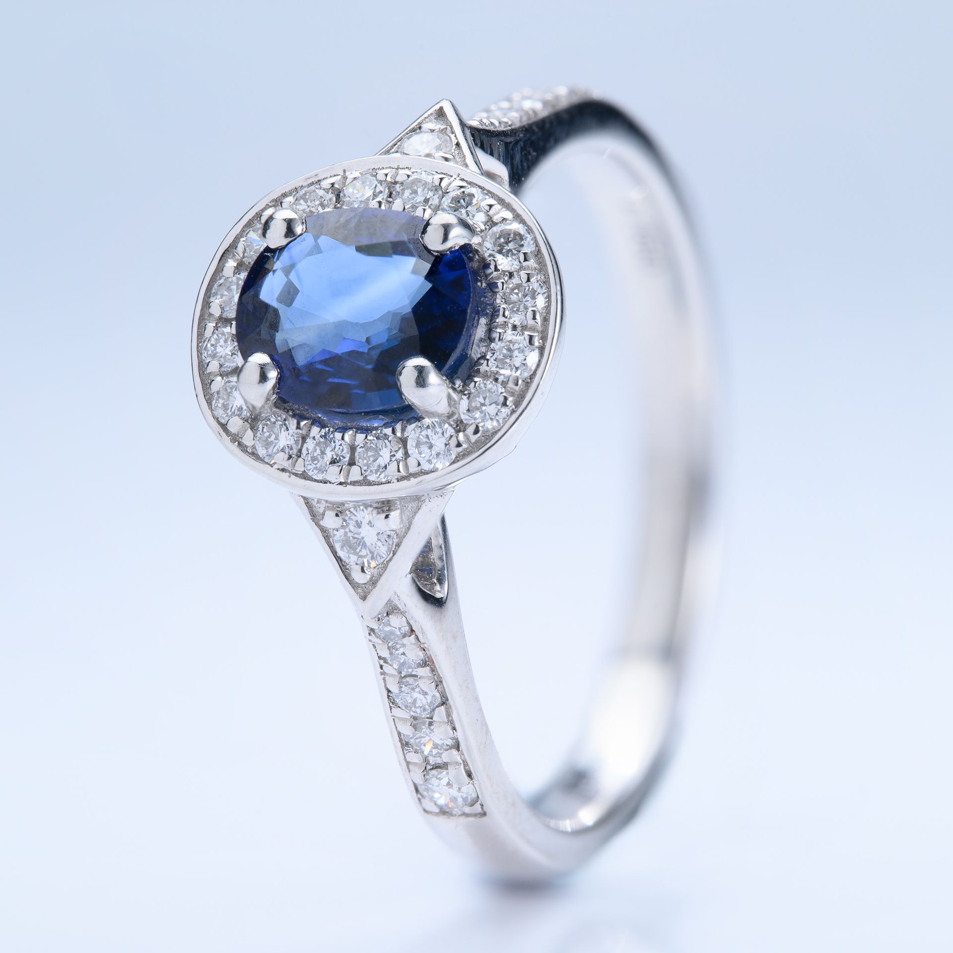 Platinum Sapphire & Diamond Halo Cluster Ring