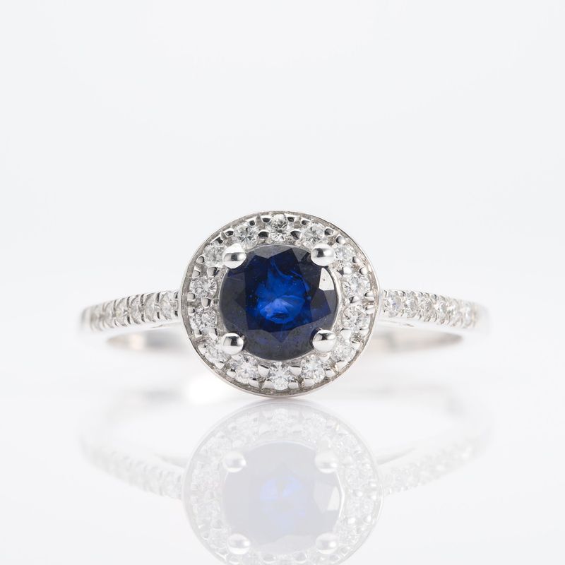 9ct White Gold Round Cut Sapphire & Round Brilliant Cut Diamond Cluster Ring