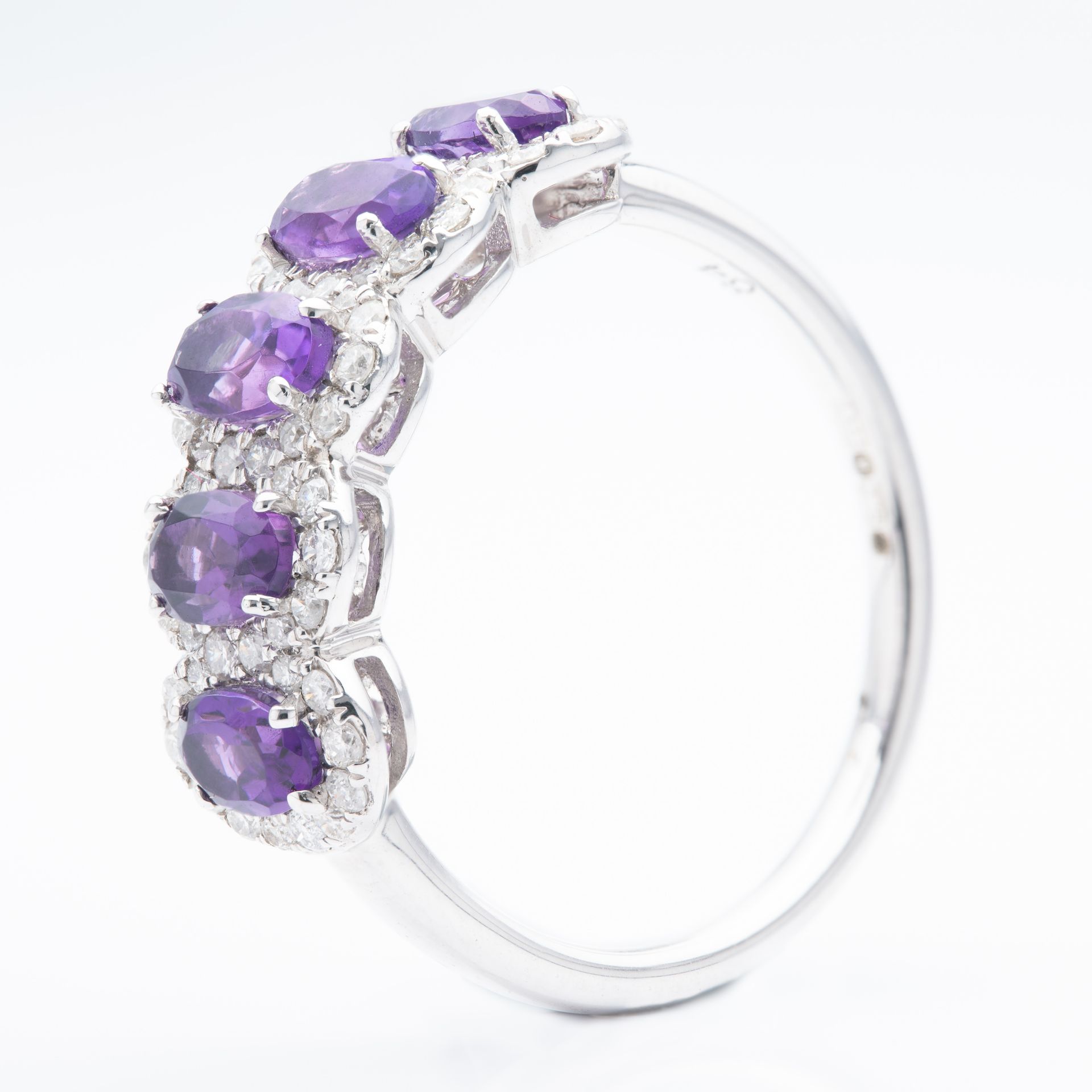 9ct White Gold Oval Cut Amethyst & Round Brilliant Cut Diamond Cluster Ring