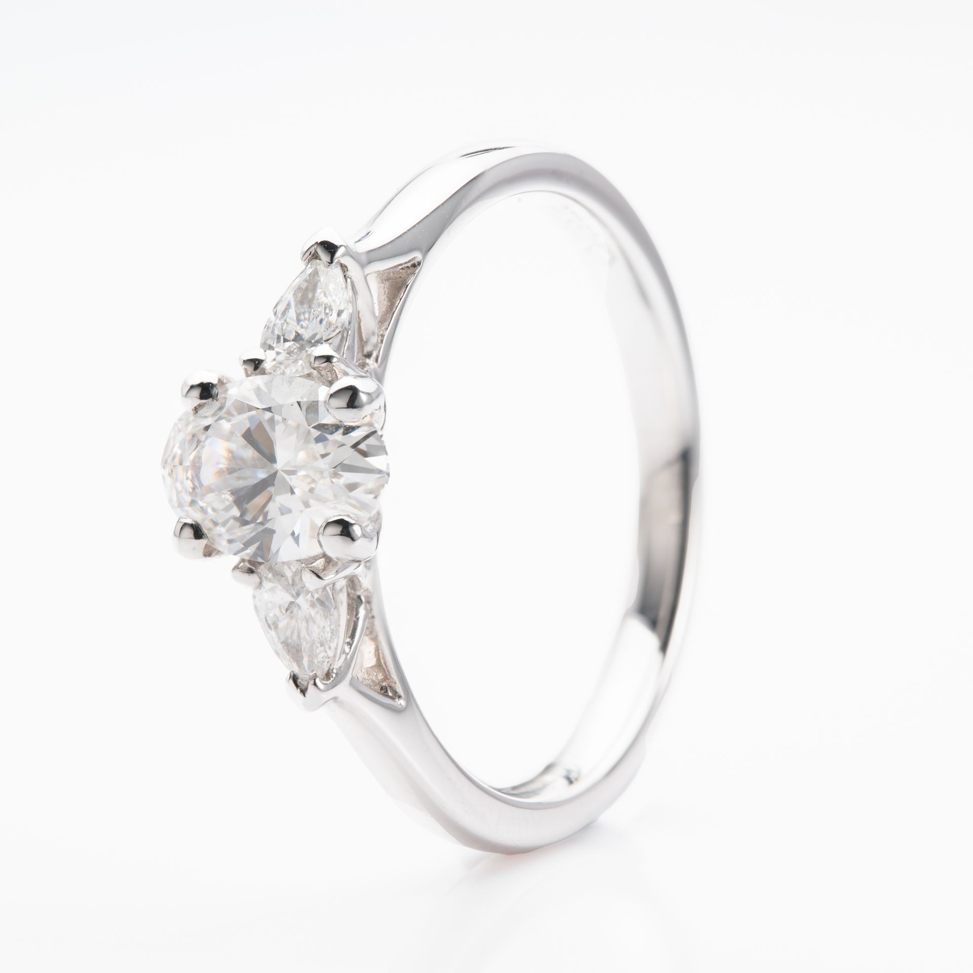 Platinum GIA Certificated Oval Cut & Pear Cut Diamond Trilogy Ring
