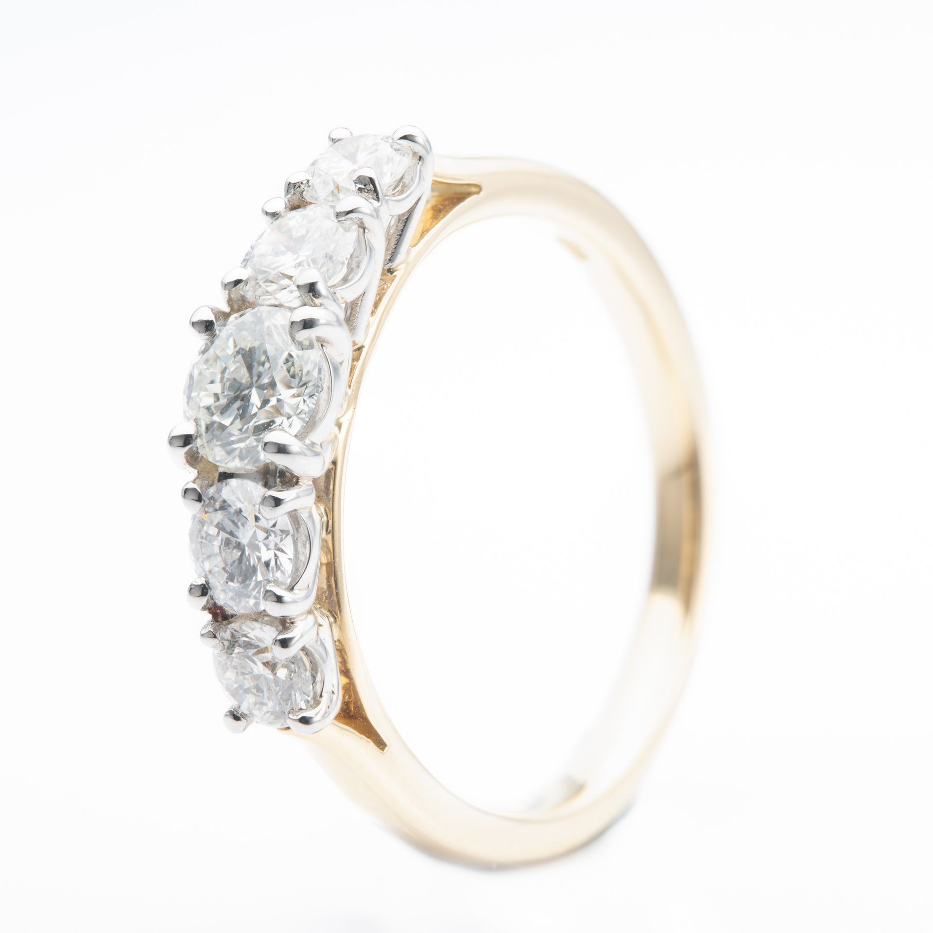 18ct Yellow Gold & Brilliant Cut Diamond 5 Stone Ring
