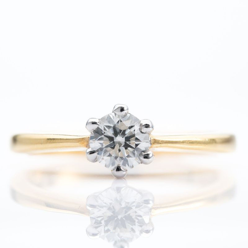 18ct Yellow and White Gold Brilliant Cut Diamond Ring