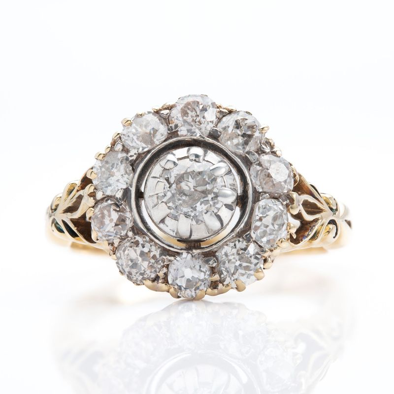 Pre-Loved 14ct Yellow & White Gold Round Cut Diamond Halo Cluster Ring